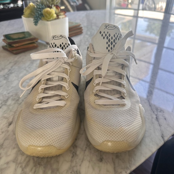 Kobe 10 size 10.5 used - Picture 7 of 10